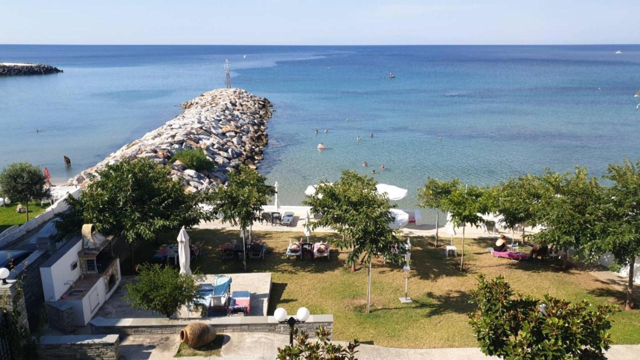 אפרטהוטל ניאה סקיוני Pansion Alexandros By The Sea מראה חיצוני תמונה